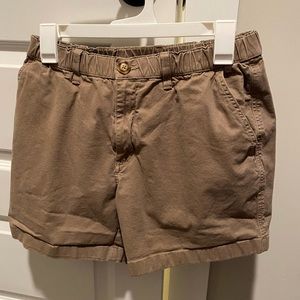 Chubbies 5.5 original stretch twill shorts dark khaki “The Staples” Medium